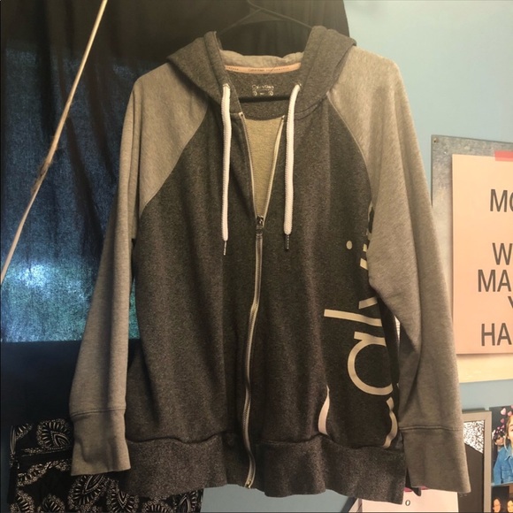 Calvin Klein Sweater - Picture 1 of 2